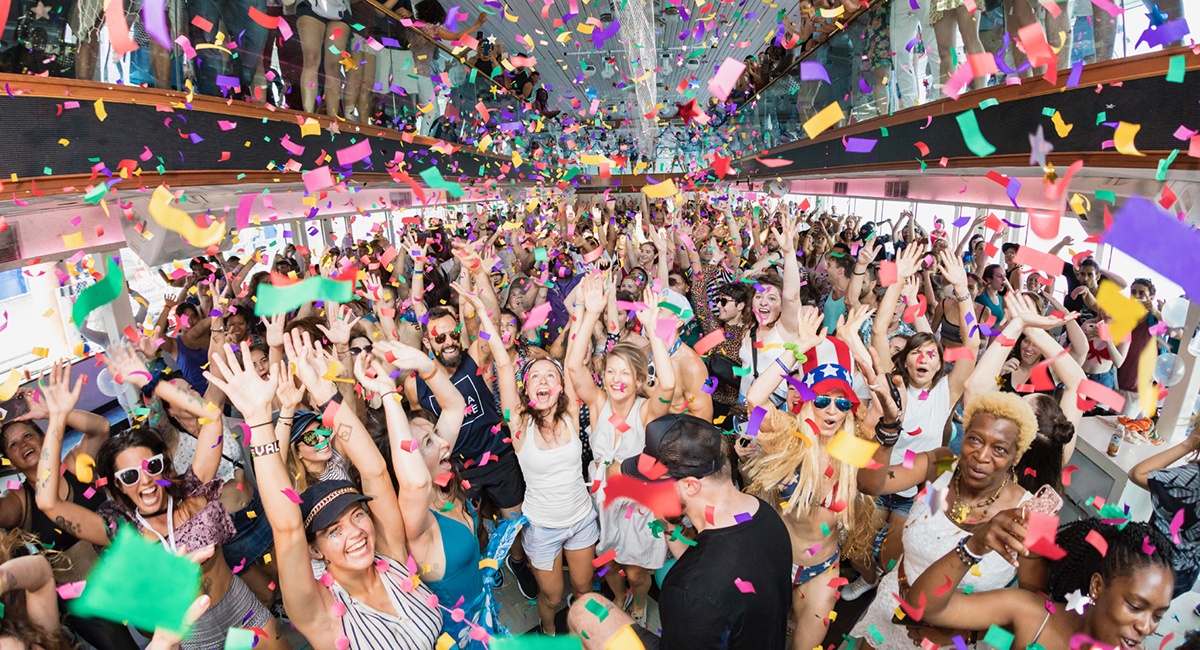 Feestvieren op Budget: Zo Organiseer Je een Fantastisch Feest Zonder Veel Geld Uit te Geven